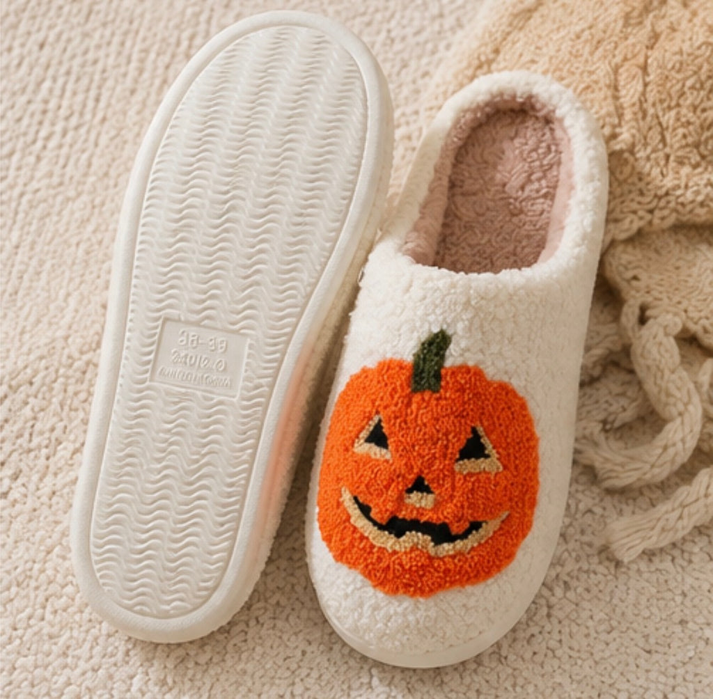 Jack-O'-Lantern Slippers – Cream
