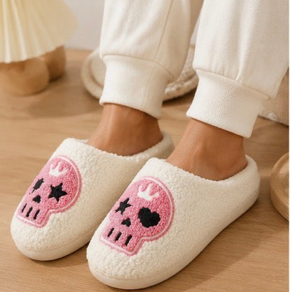 Crowned Skull Slippers – Cream